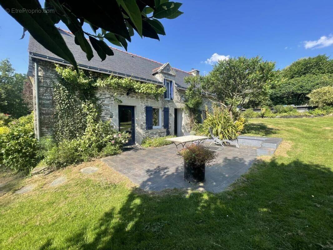 Maison à SERENT