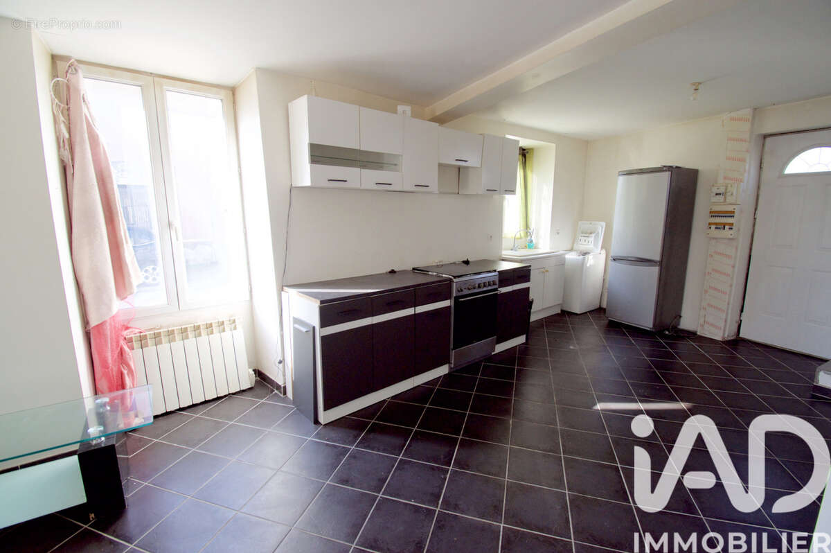 Maison 52 m² à Rouvres-Saint-Jean  - photo 5