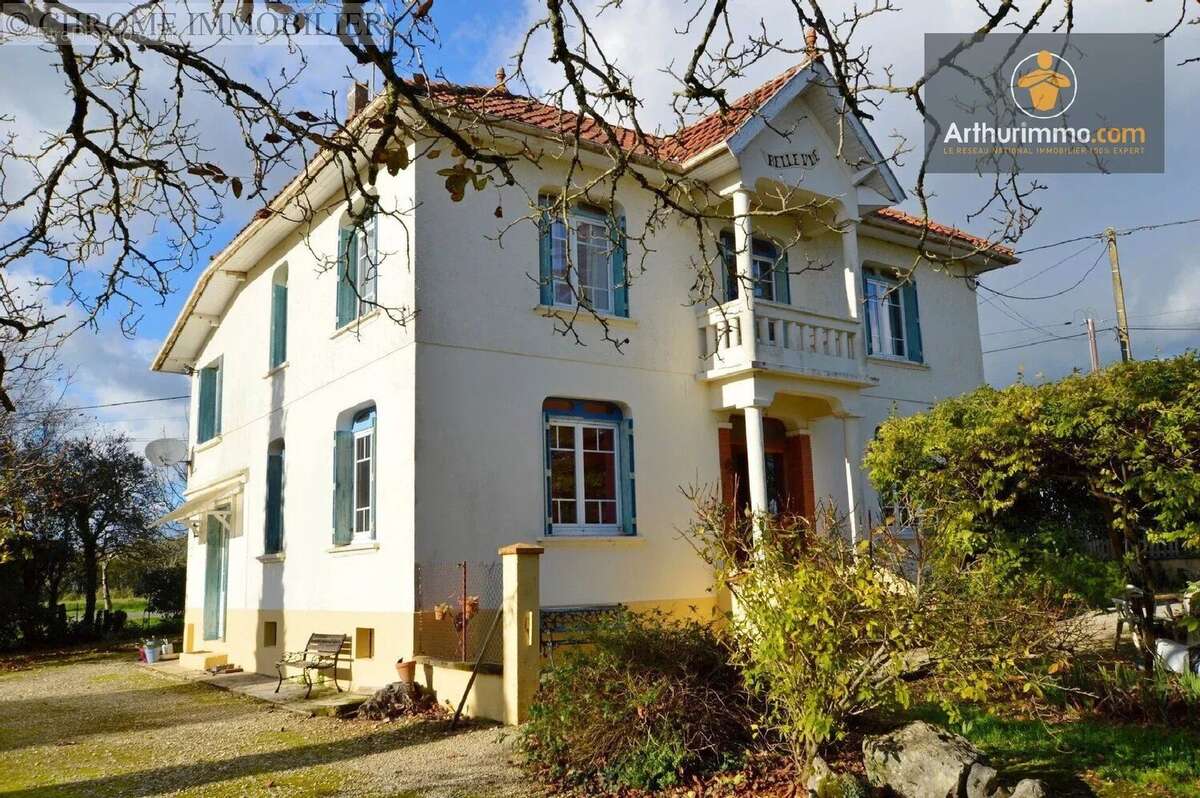 Maison à LOUBES-BERNAC