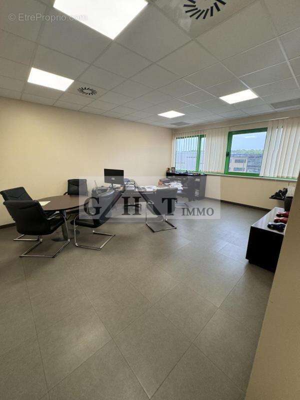 Appartement à SAVIGNY-LE-TEMPLE