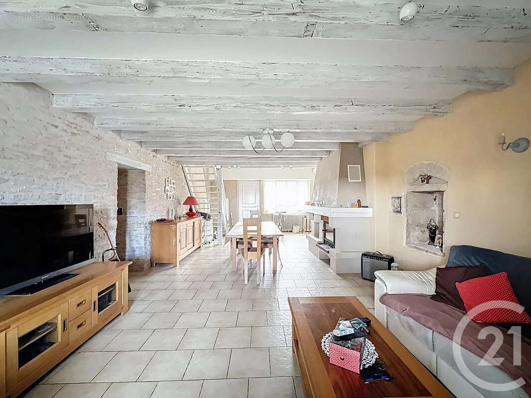 Maison à RUFFEY-LES-ECHIREY