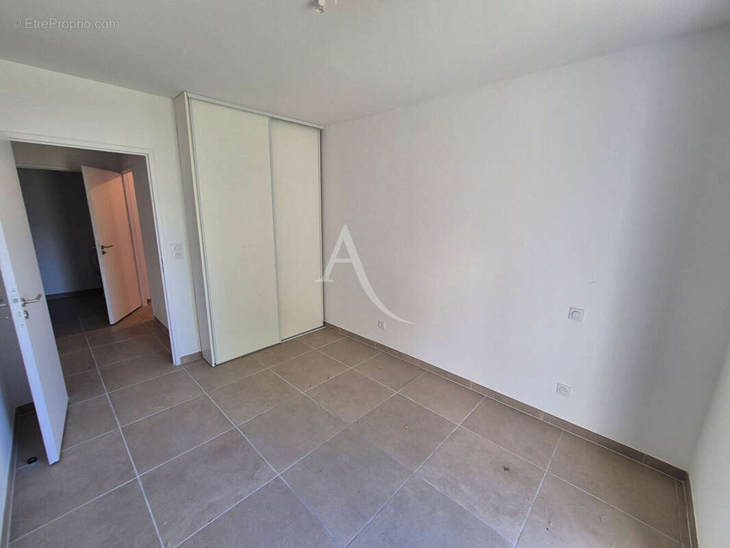 Appartement Neuf Marguerittes 2 pièce(s) 47.62m² - photo 6