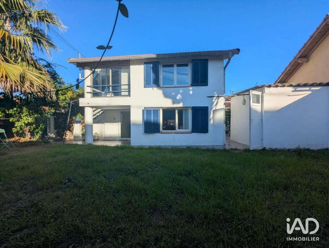 Photo 2 - Maison à CANNES