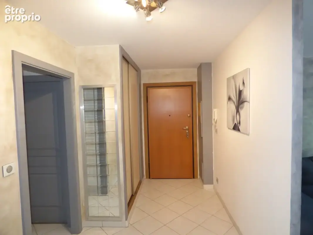 Appartement à vendre 4 pièces  () - photo 2
