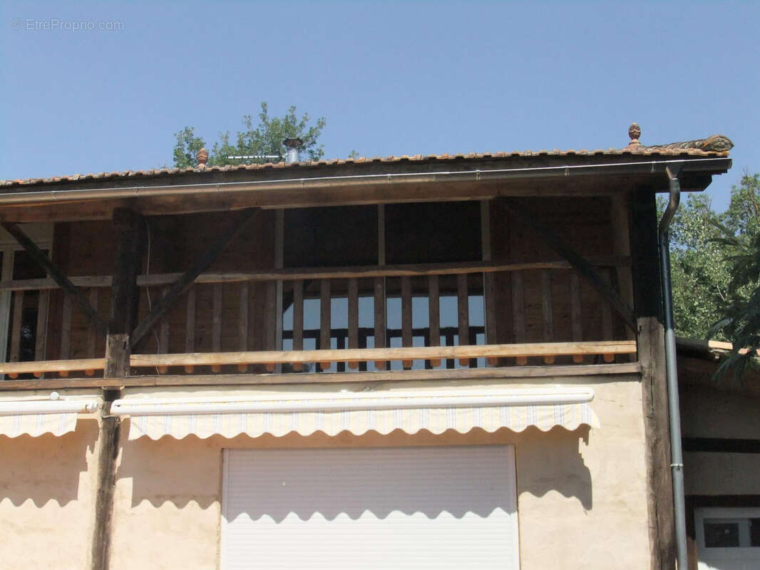 Maison à MONBARDON