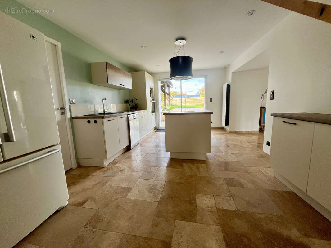 Maison à COULOUNIEIX-CHAMIERS