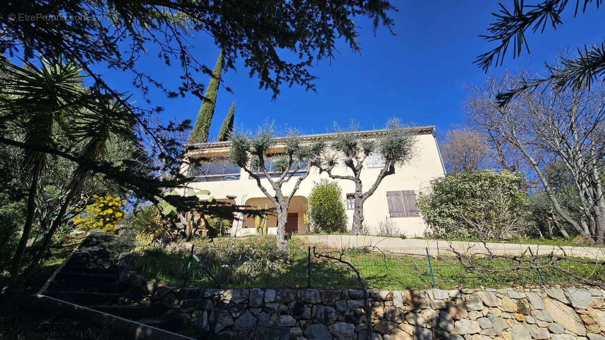 Maison à SEILLANS