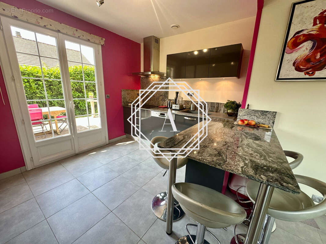 Maison à SAINT-CREPIN-IBOUVILLERS