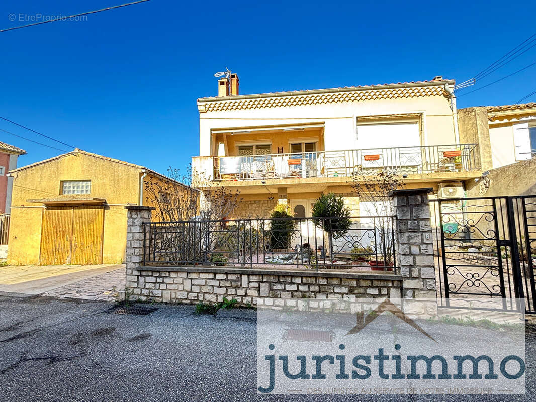 Maison à LAPALUD