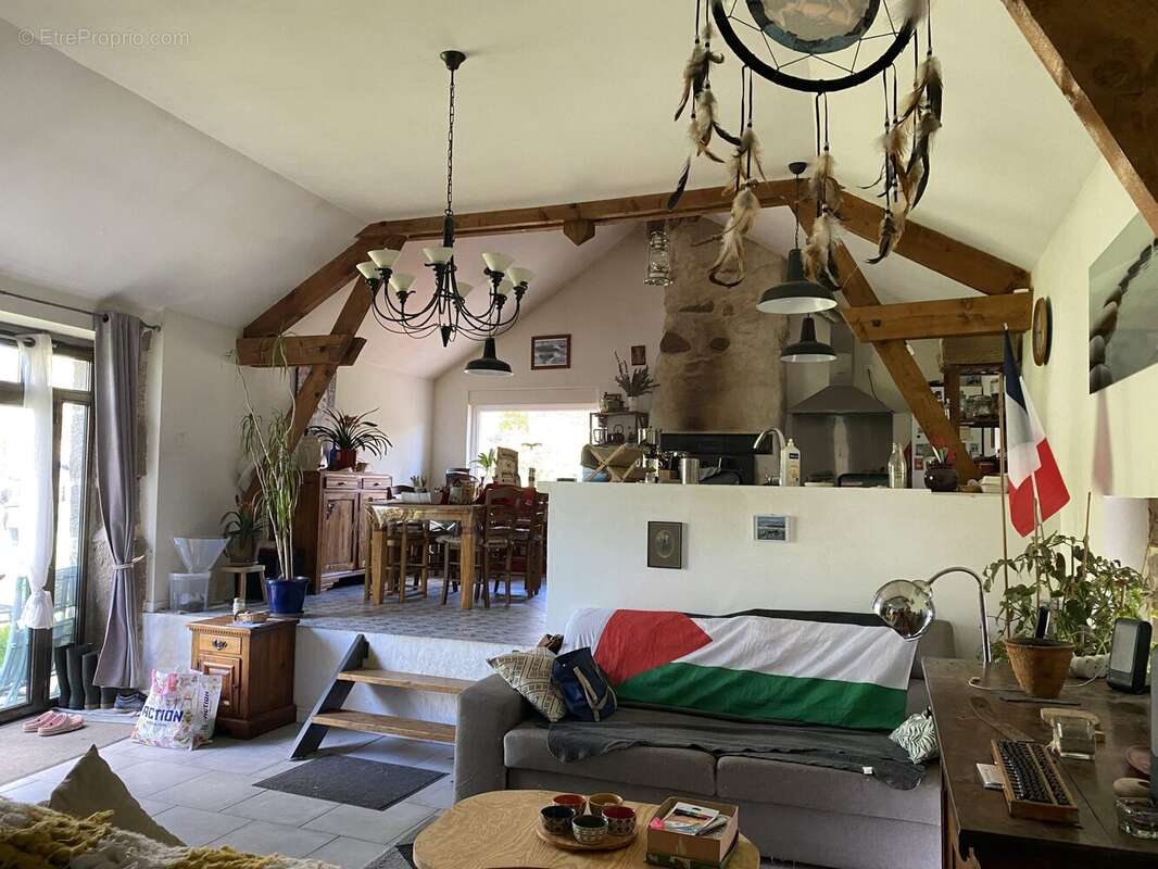 Maison à GENTIOUX-PIGEROLLES