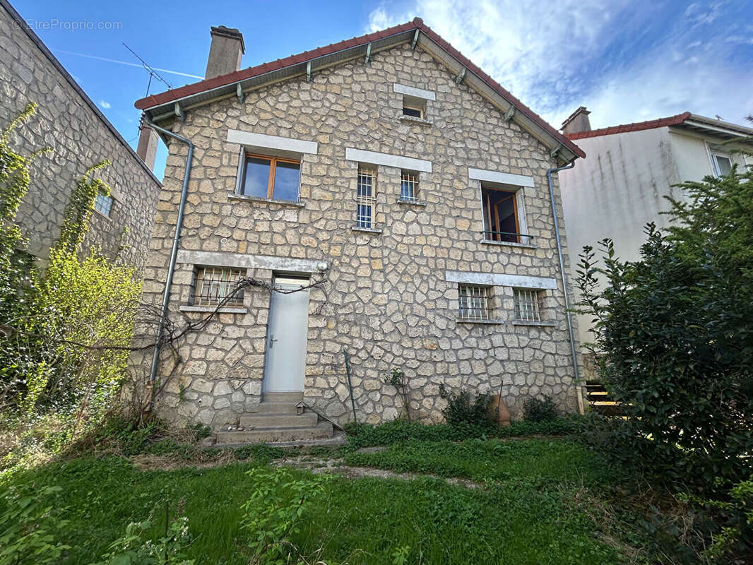 Maison à CHEVILLY-LARUE