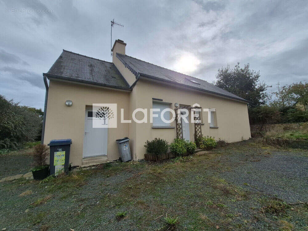 Maison à KERFOT