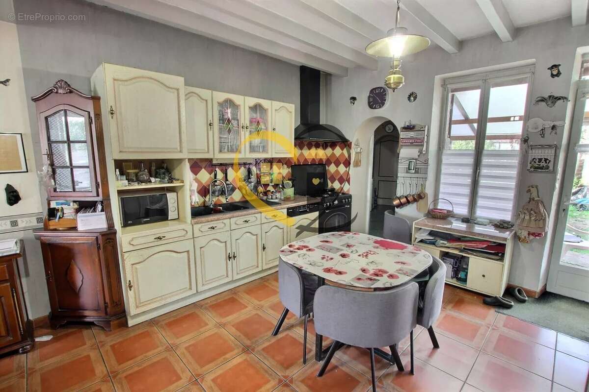 Maison à AUBIGNY-SUR-NERE