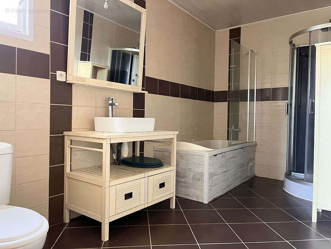 Maison à SAINT-CHRISTOPHE-DU-LIGNERON