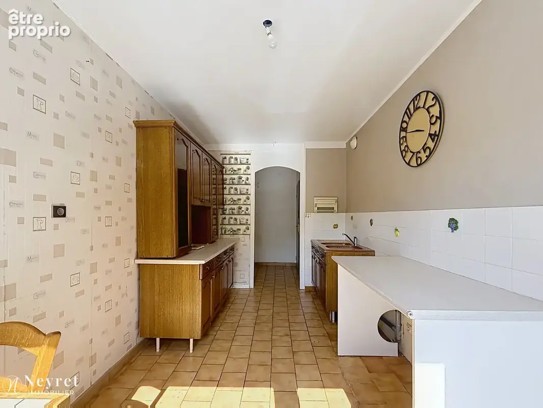 En exclusivité chez Neyret Oullins  T3 de 65 m2 avec cave et stationnement libre dans la résidence - photo 7