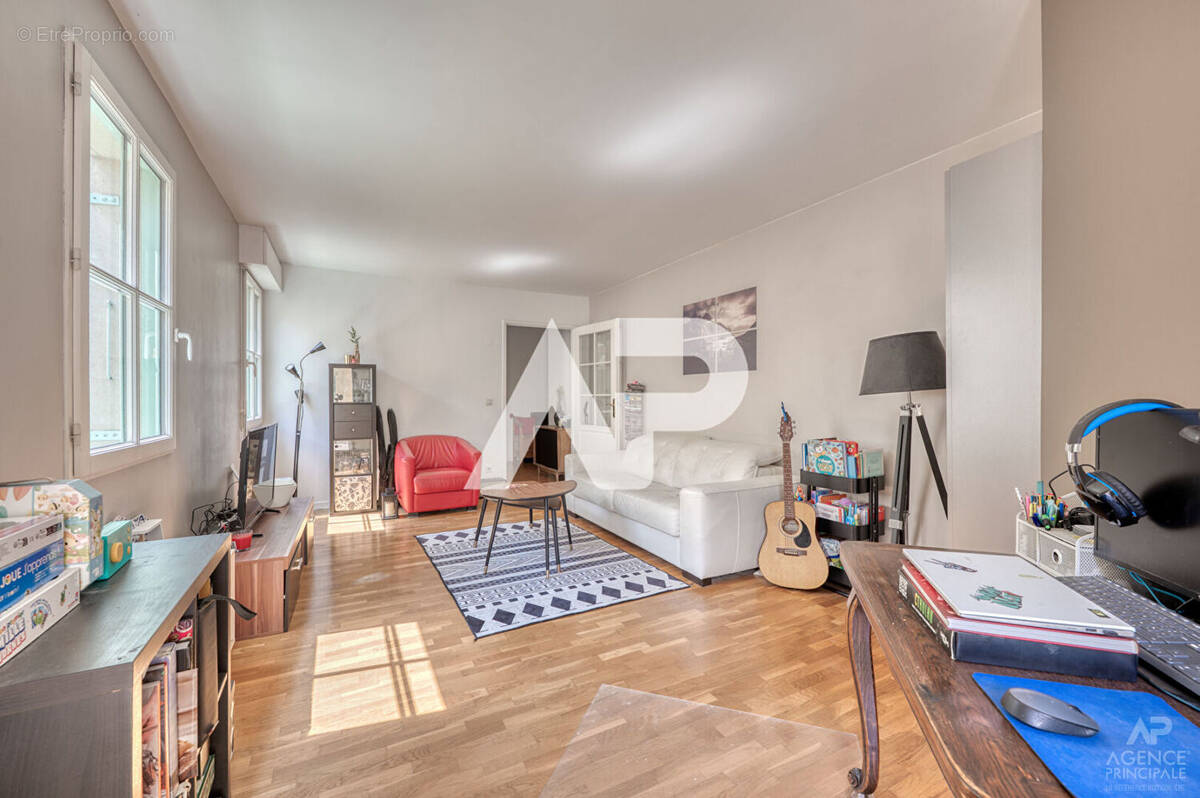 Appartement à RUEIL-MALMAISON