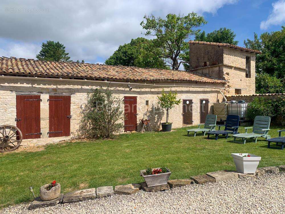 Maison à SAUZE-VAUSSAIS