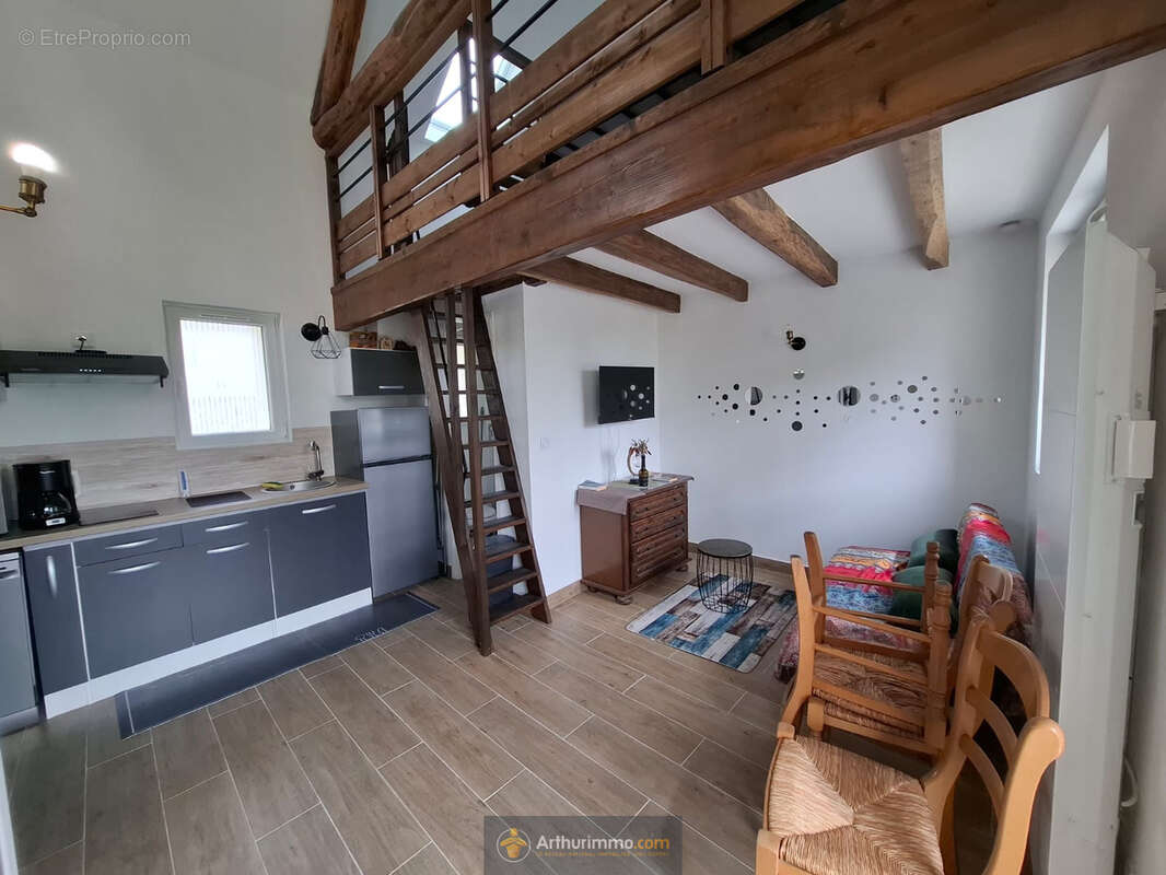 Maison à JOUY-SUR-MORIN