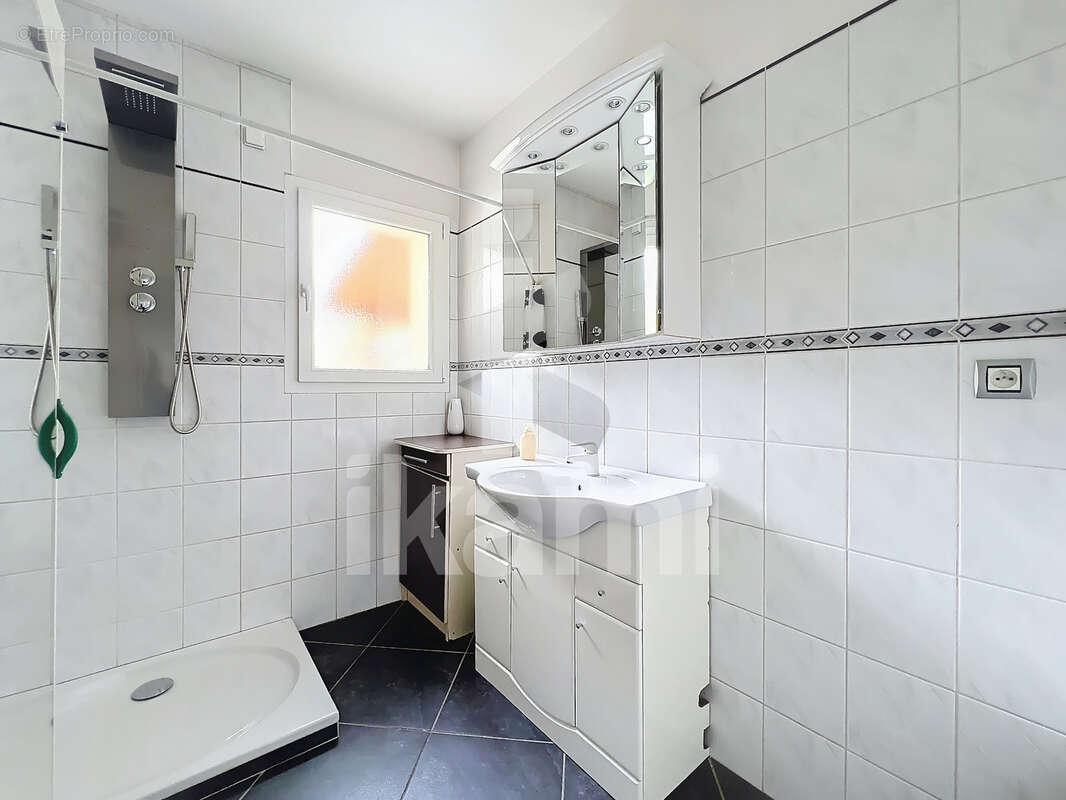 Maison à SAINT-GERVAIS