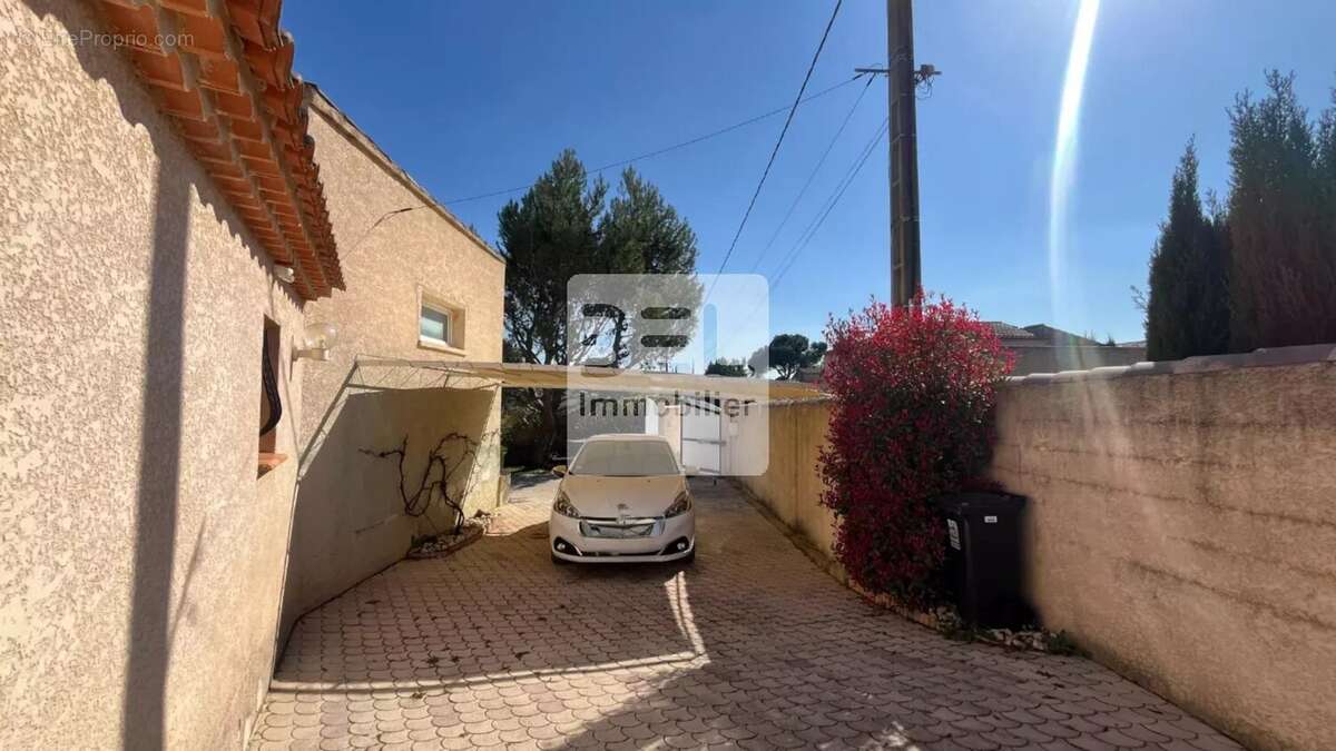 Maison à PONT-SAINT-ESPRIT