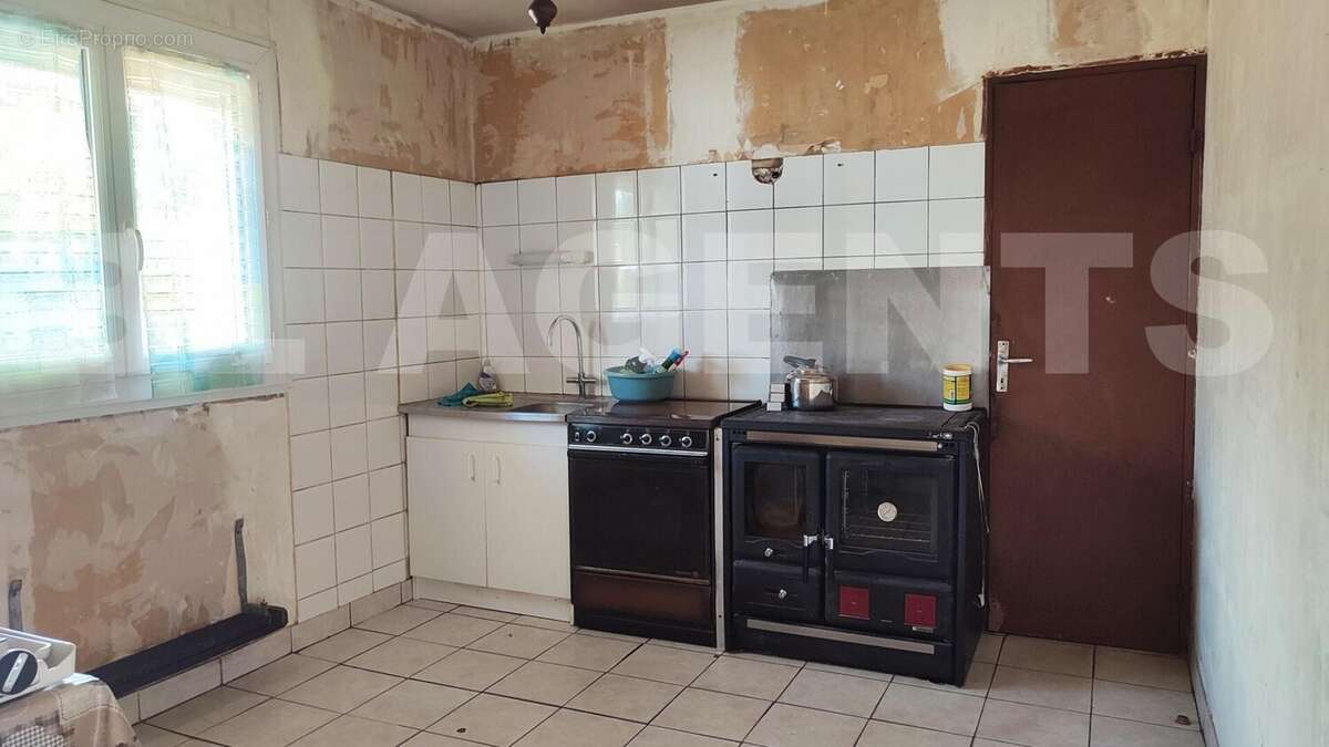 1747733593476 - Maison à AUZITS