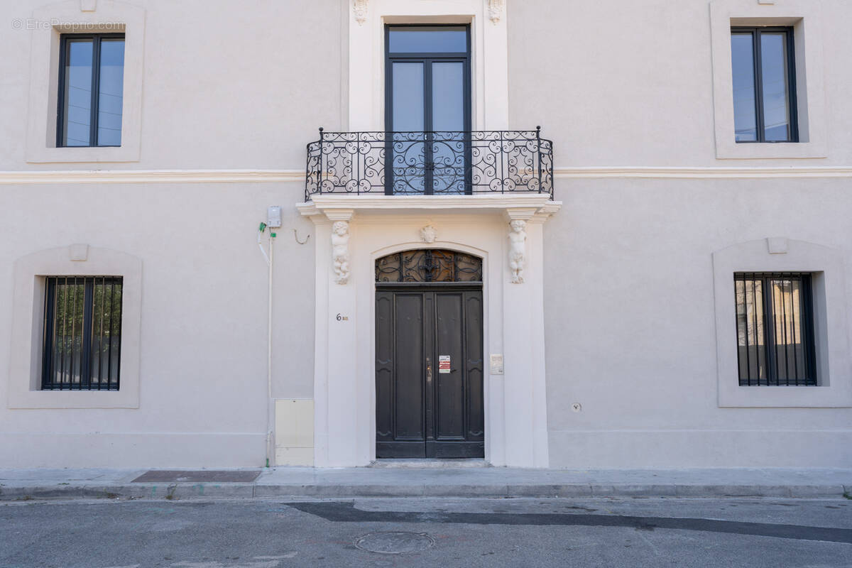 Commerce à MARSEILLE-13E