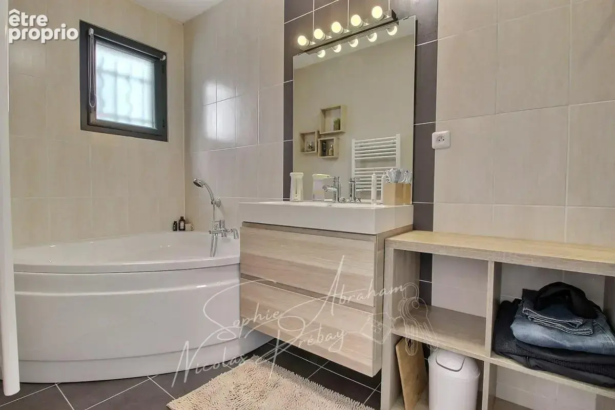 Maison contemporaine BBC , 3 chambres, garage de 48 m², jardin avec piscine - photo 8