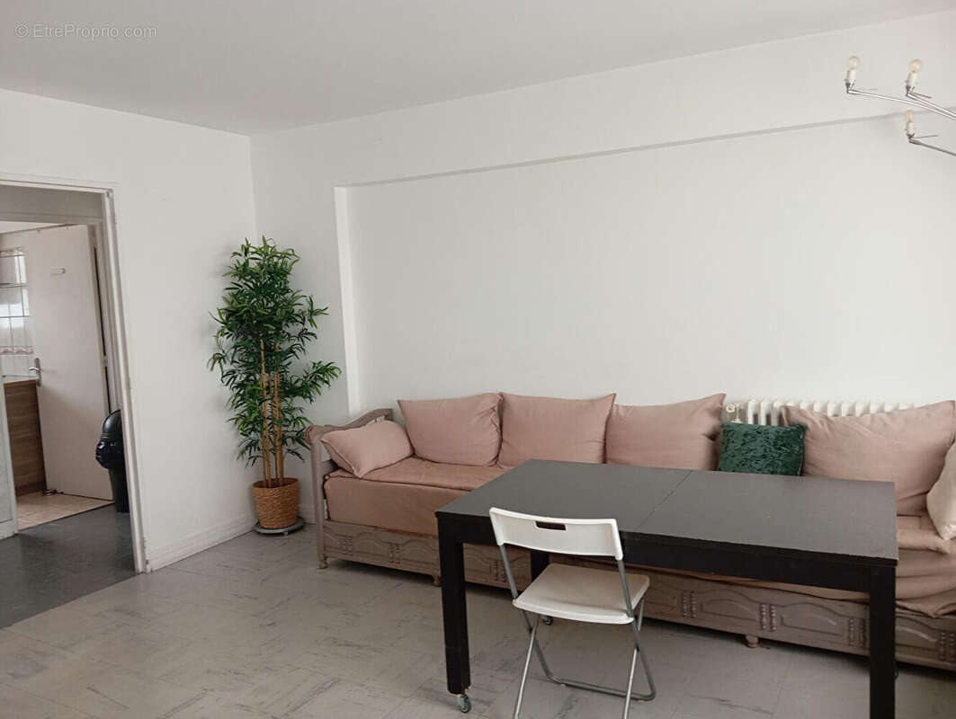 Appartement à CLICHY
