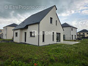 Maison à EVRECY