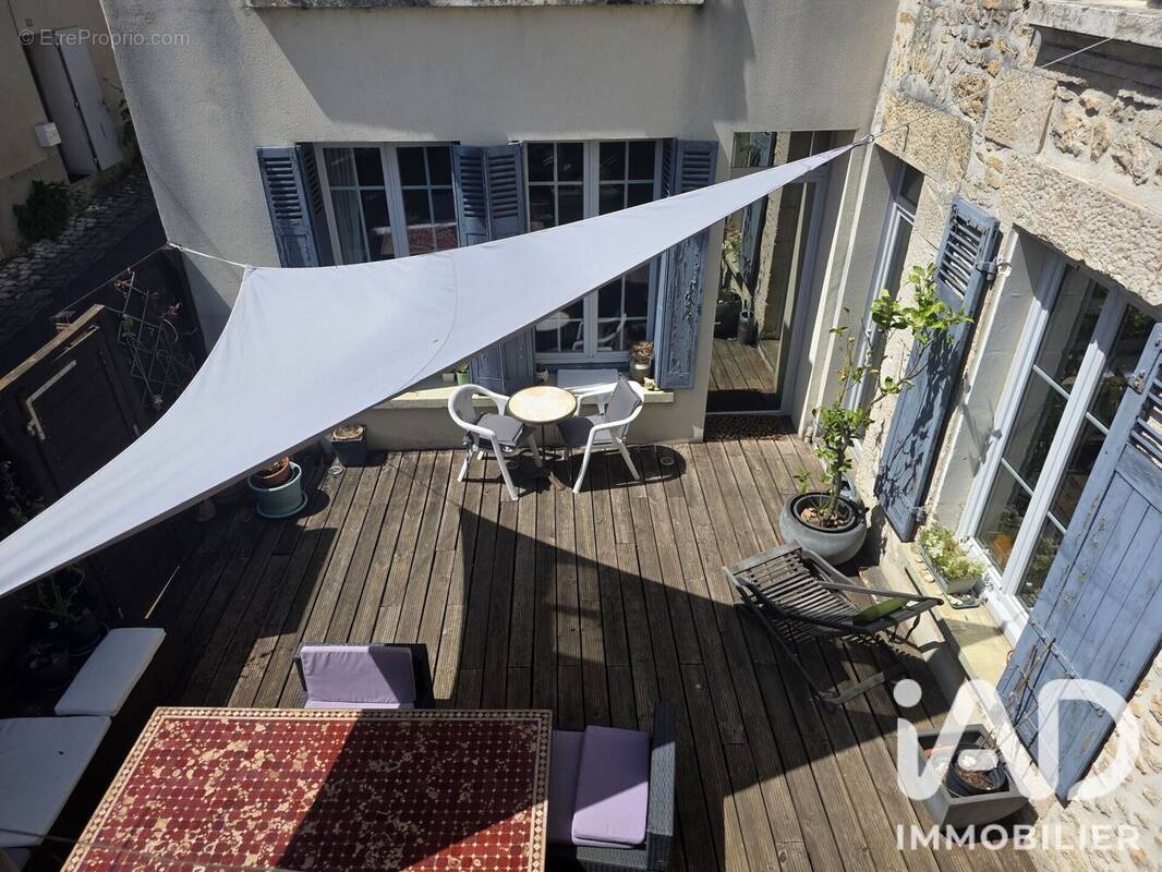 Photo 1 - Maison à POITIERS