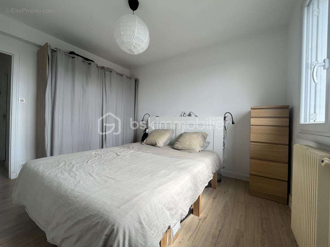 Appartement à FOUGERES