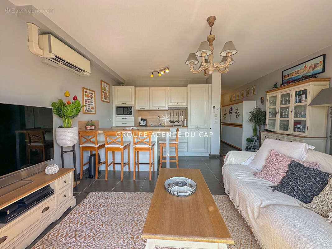 Exclusivite : appartement 45m2 avec vue mer a sainte maxime avec parking et garage - photo 6