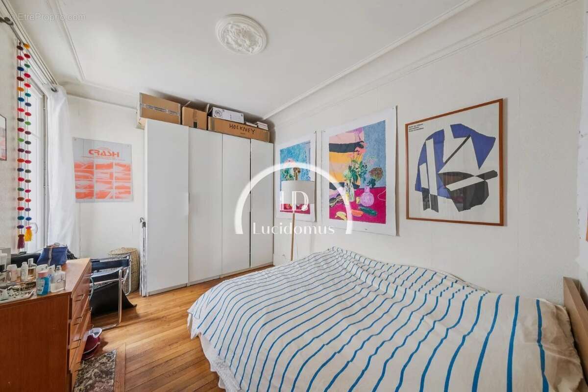 Appartement à PARIS-17E