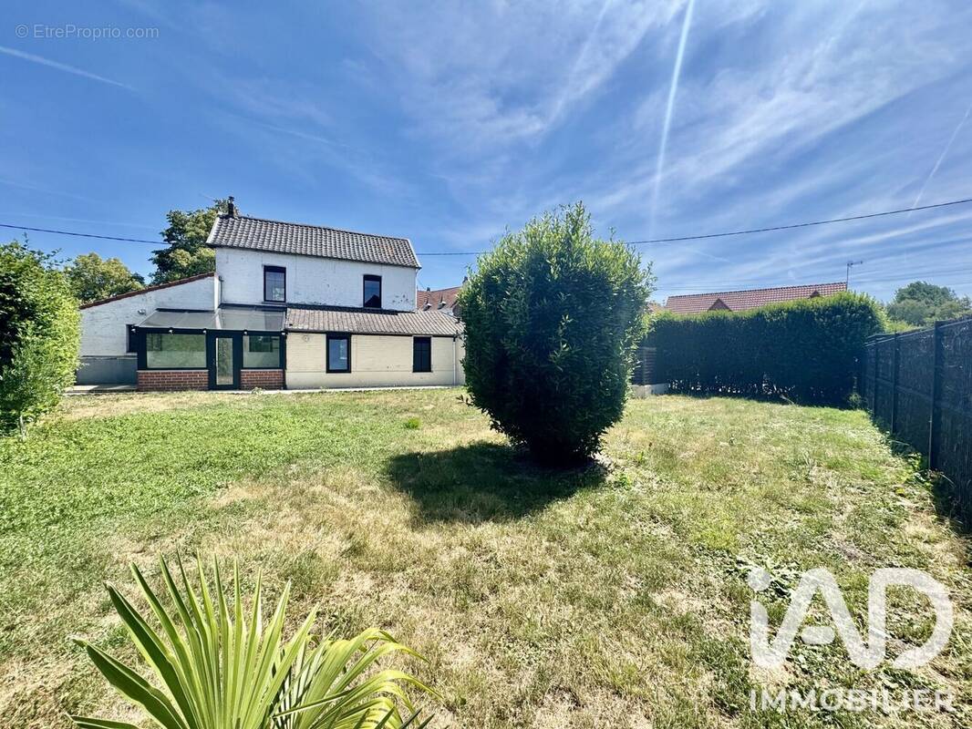 Photo 1 - Maison à LANDAS