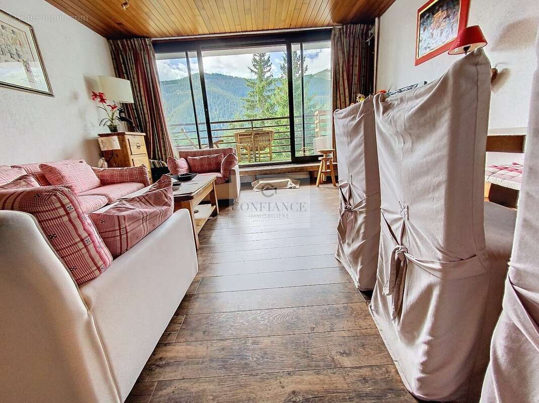 Appartement à SAINT-ETIENNE-DE-TINEE