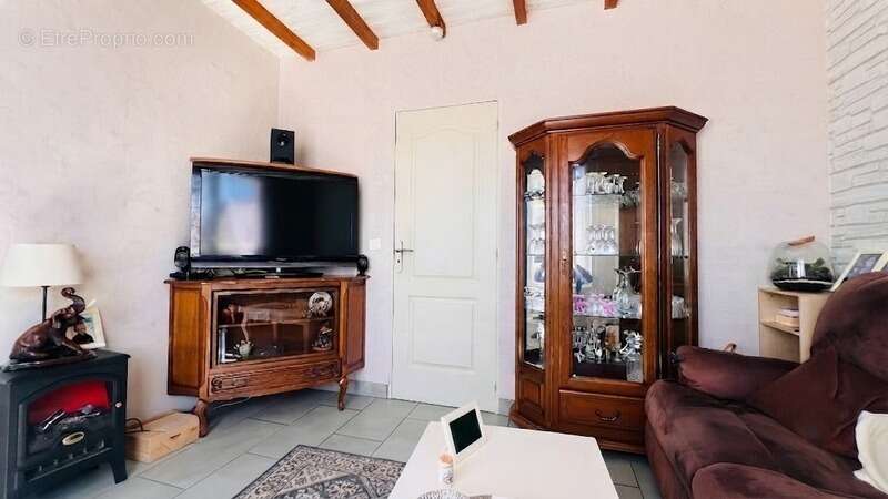 PLOEVEN (29) proche de PLOMODIERN - Maison à vendre de type 5 de 85 m² habitable 100 m² utile - Terrain de 248 m² - Dépendance - photo 10