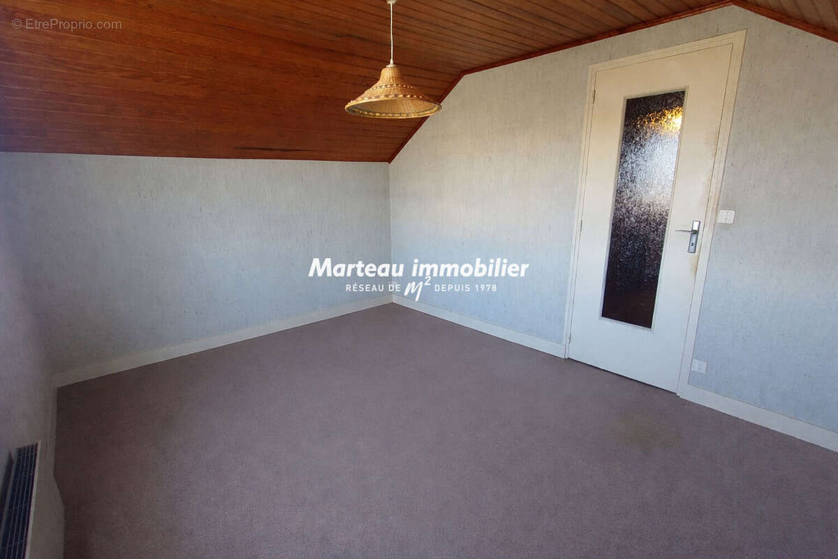 Maison à YVRE-L'EVEQUE