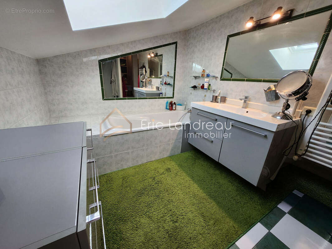 Maison 6 pieces 163 m2 _ olonne sur mer - photo 8