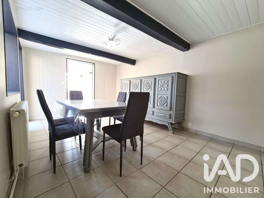 Maison 86 m² à Vignacourt  - photo 2