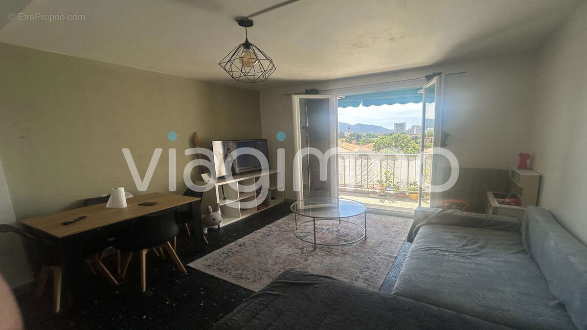 Appartement à MARSEILLE-10E