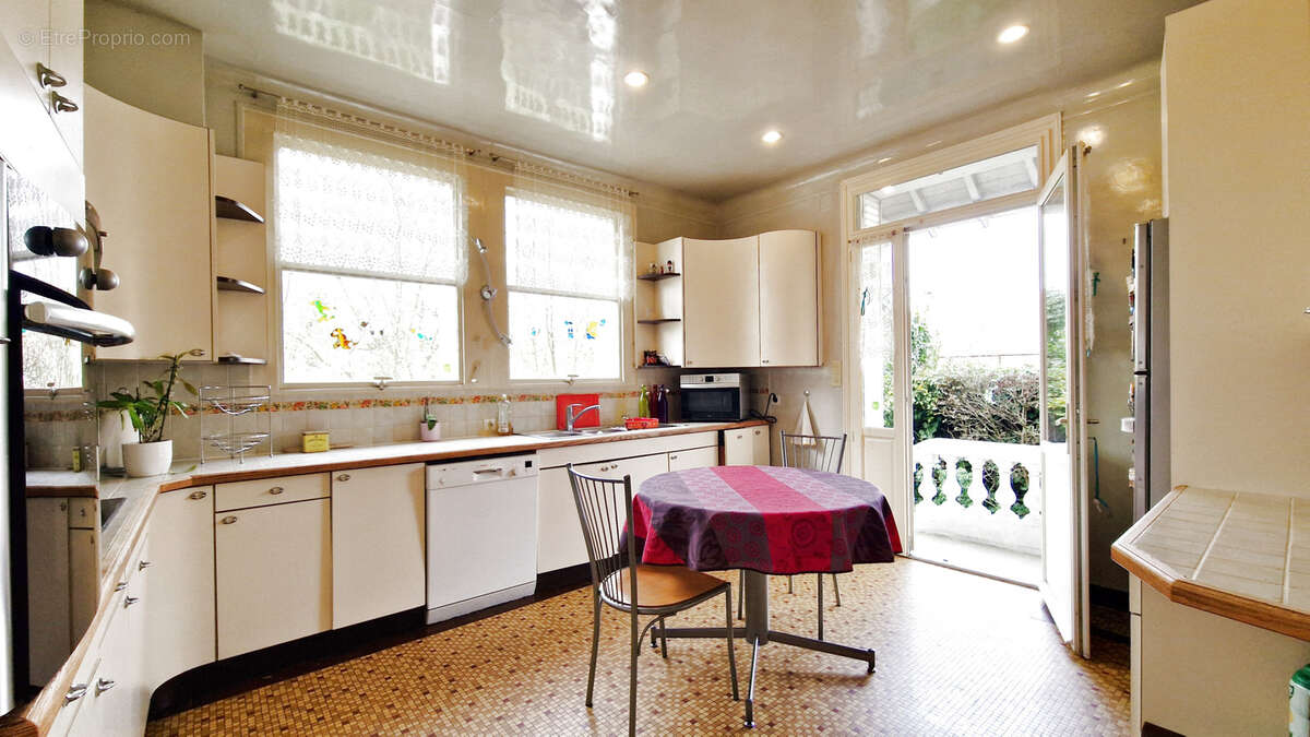 Maison à VILLEBON-SUR-YVETTE