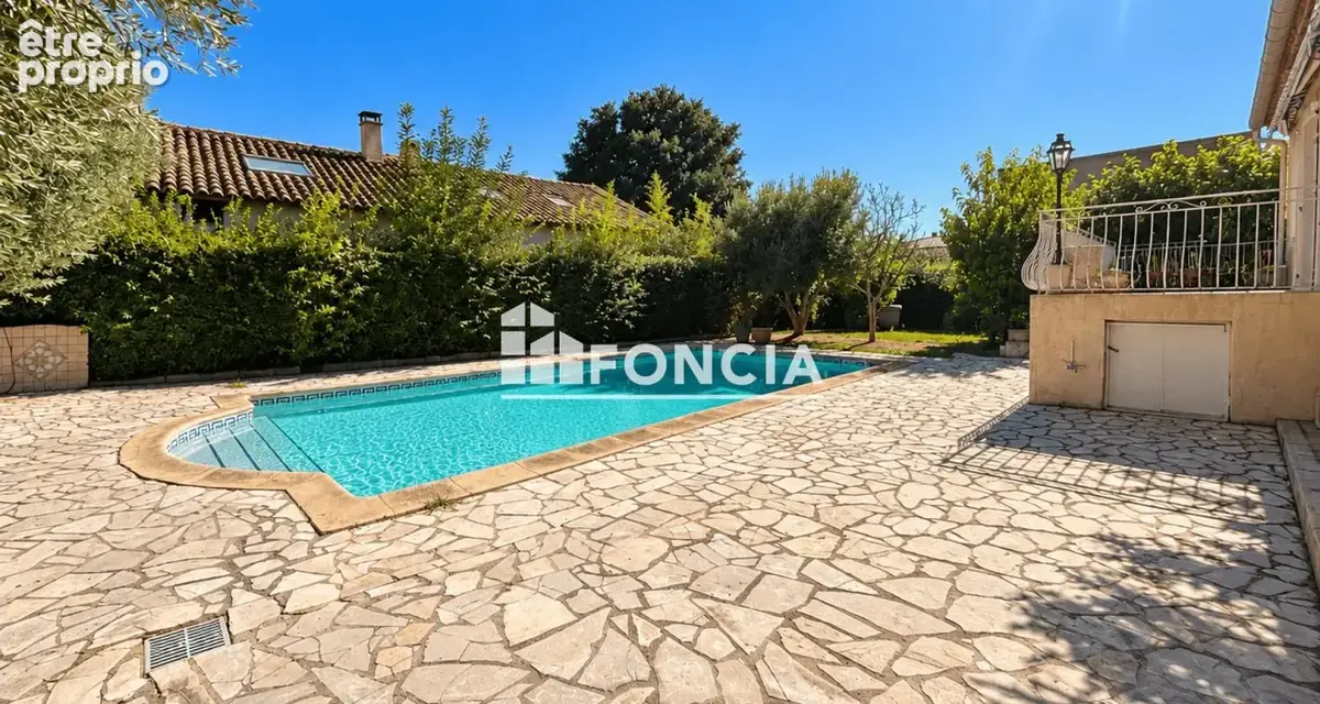 Exclusivité – maison spacieuse avec 4 chambres, annexe indépendante et grande piscine - photo 2