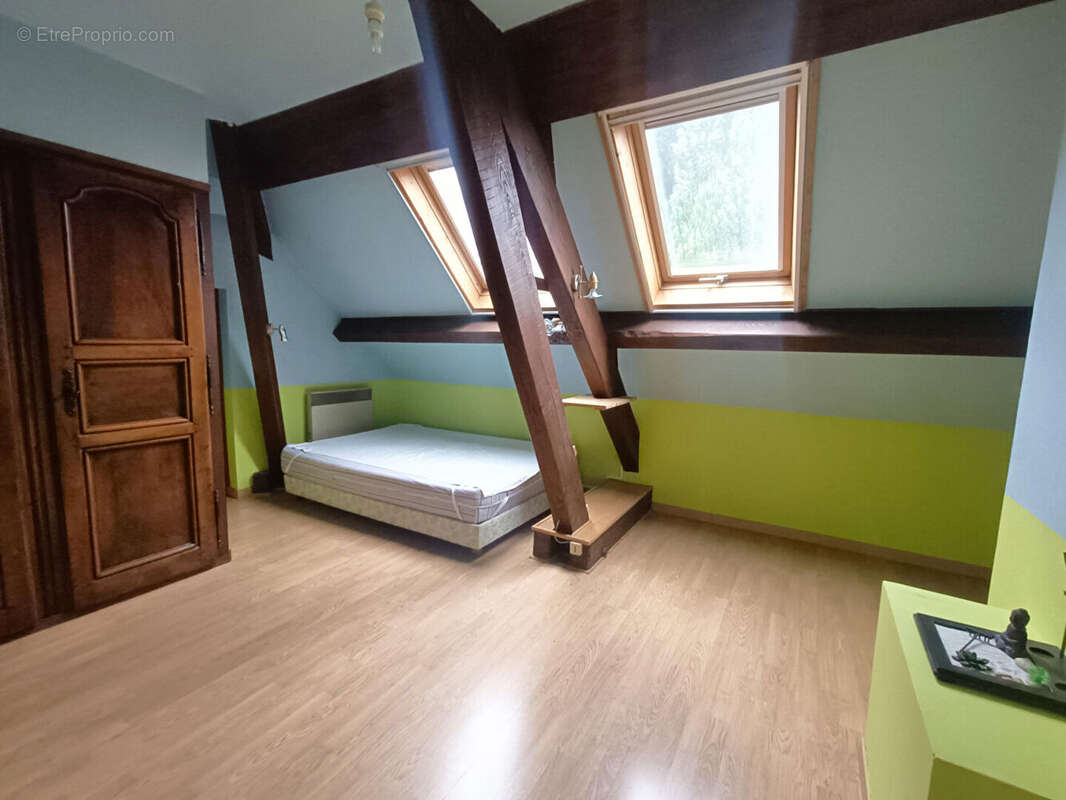 Maison à PONT-DE-CHERUY