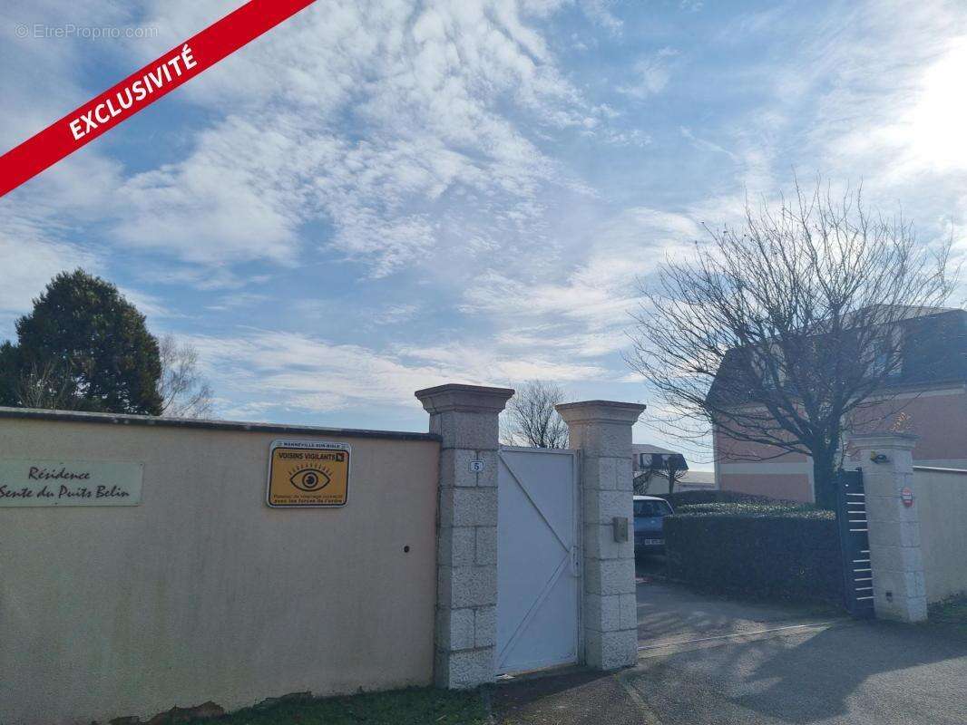 Appartement à MANNEVILLE-SUR-RISLE