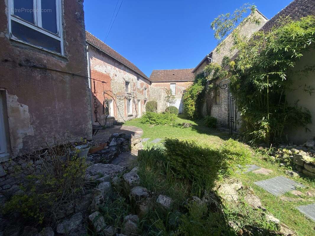 Maison à BOESSES