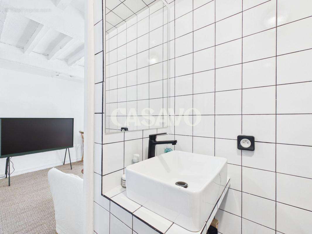 Appartement à PARIS-14E