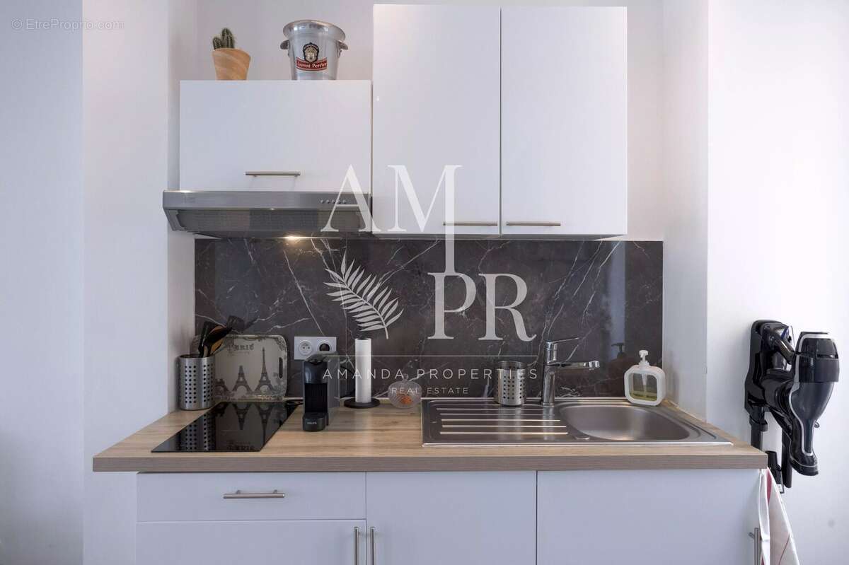A deux pas des plages - Cannes Arrière Croisette - Appartement 2 pièces de 40m2 - Aperçu Mer - photo 10