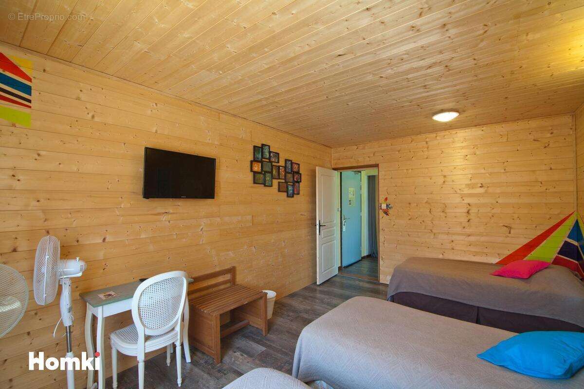 Maison à MONTLIOT-ET-COURCELLES