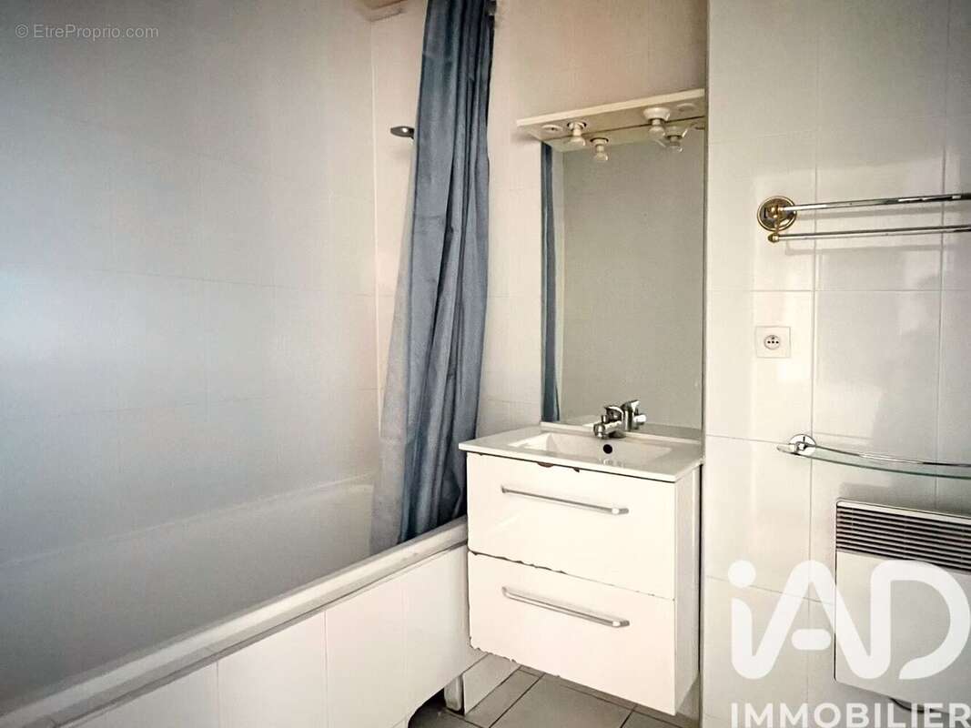 Photo 9 - Appartement à AUBERVILLIERS