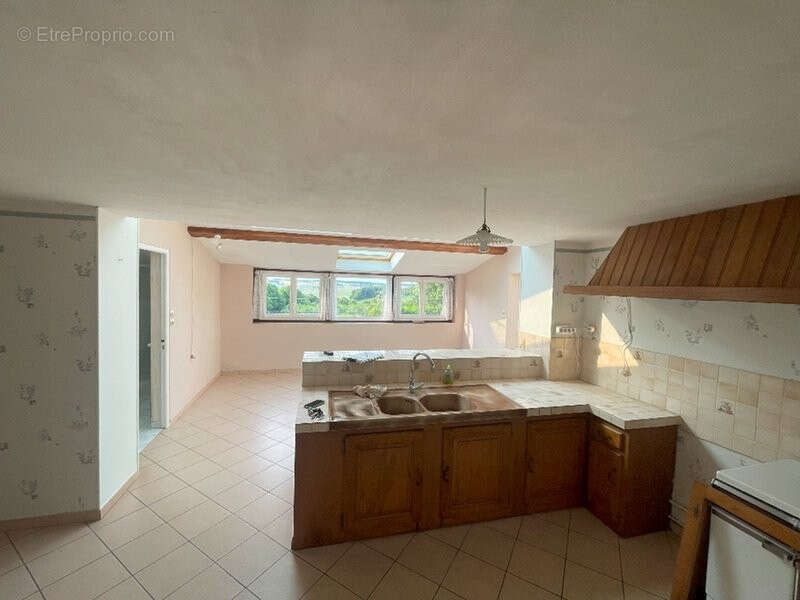 Maison à BEAUMONT-LES-AUTELS